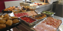 Linz: Buffet im Bistro für das Mitarbeiterfrühstück.