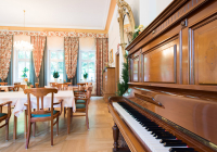 incura_badsalzschlirf_restaurant2.jpg